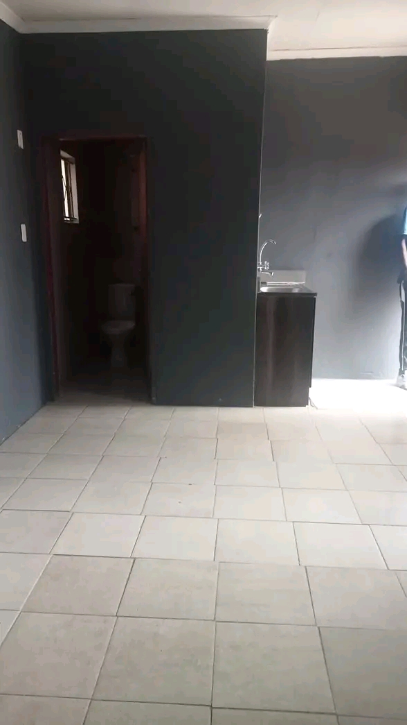 Bachelor available
- tile and ceiling
- pre  in Birch Acres