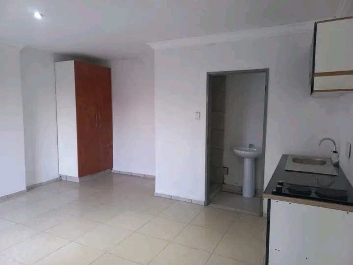 Olivenhout bosch rua vista ext 36 🏡🏘️  in Midrand