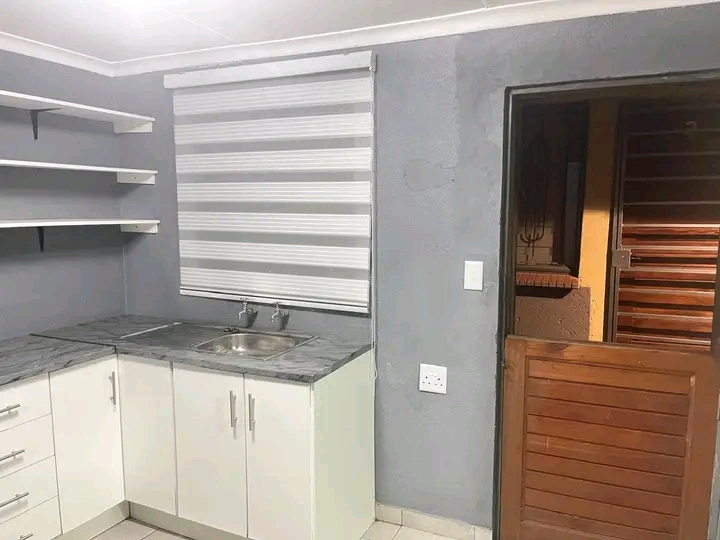 1 bedroom cottage available to rent at ext 14  in Vosloorus