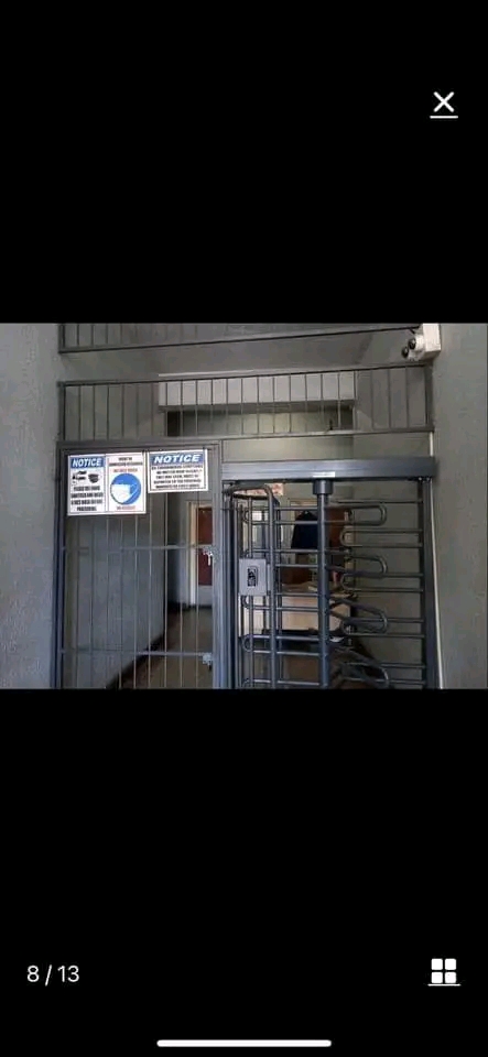 2xstandard rooms available at r2000pm in a 3b  in Johannesburg