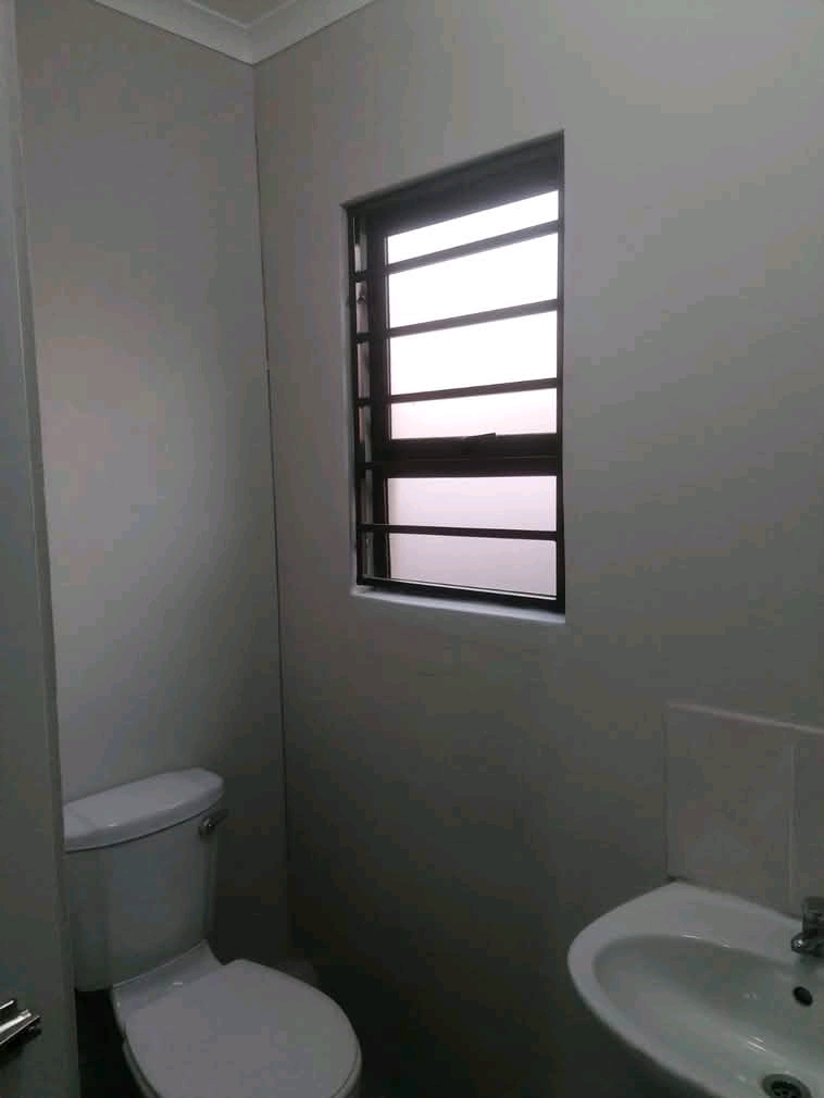 Spacious cottages for rent 
features
- spac  in Dawn City