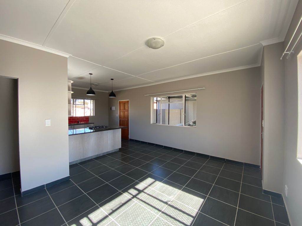 2 bed apartment in hadison park 1