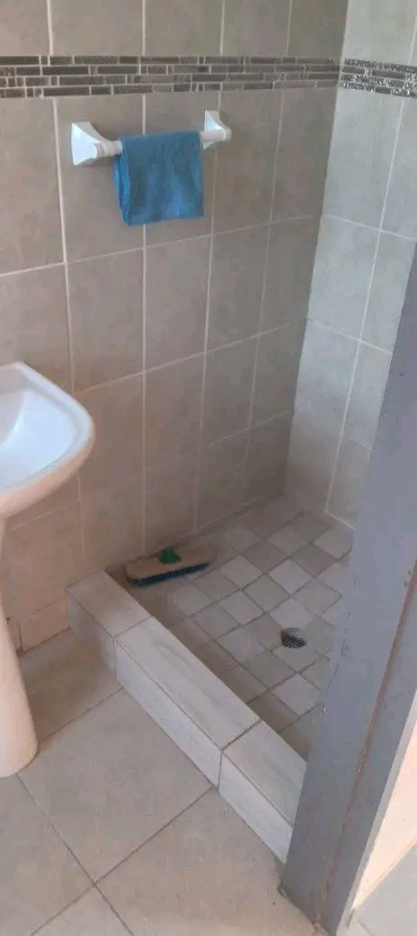 Available room to rent at ext 22 , is an ensu  in Protea Glen