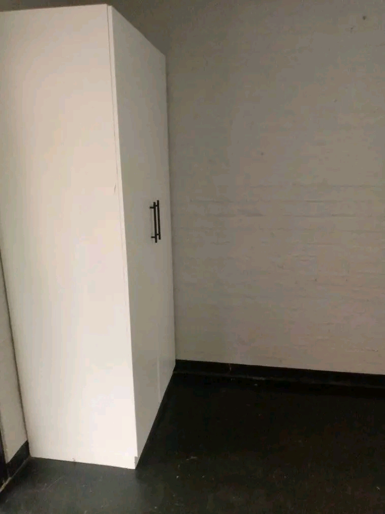 All apartments vacant ,ready for viewing and   in Marshalltown