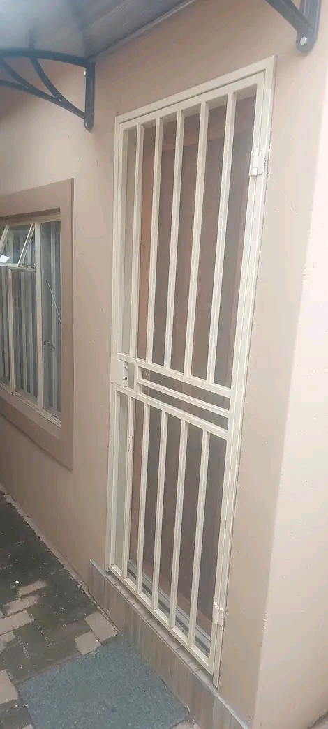 A 2 bedroom house to rent in ext 5 ( known as  in Vosloorus
