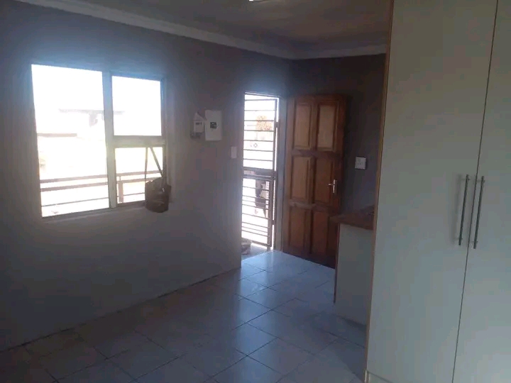 Upstairs bachelors to rent in ext 11 next to   in Protea North