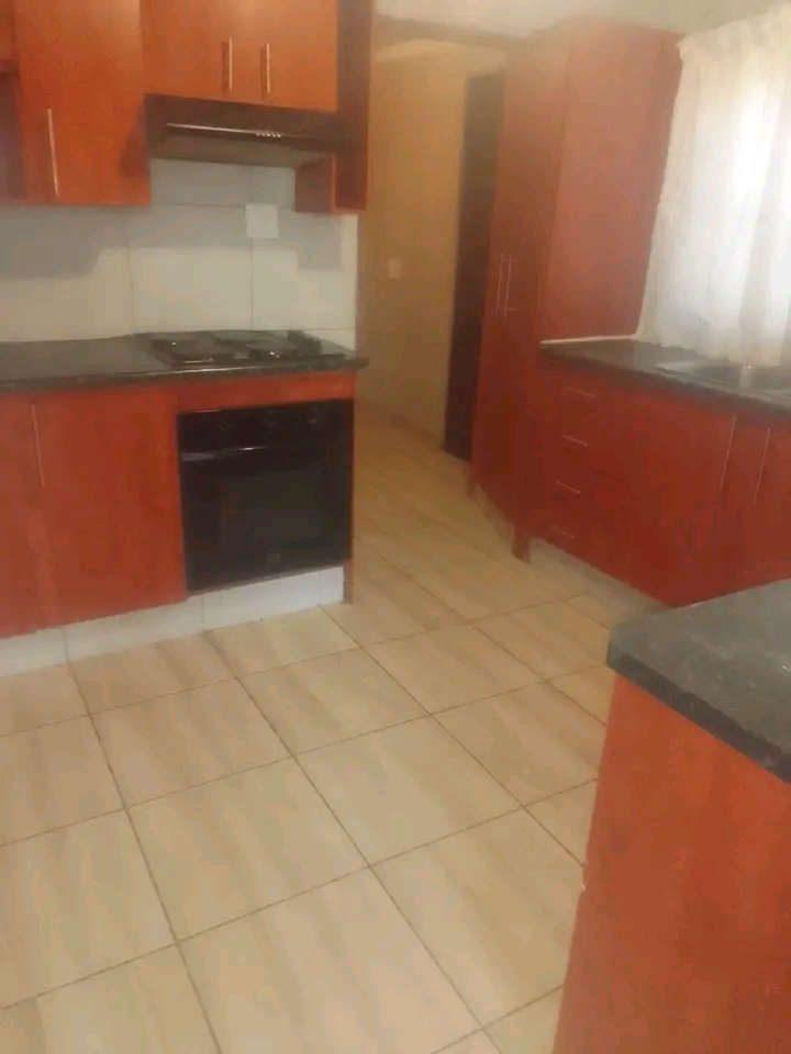 Next to ubuntu kraal 2 bedrooms with built in  in Orlando West