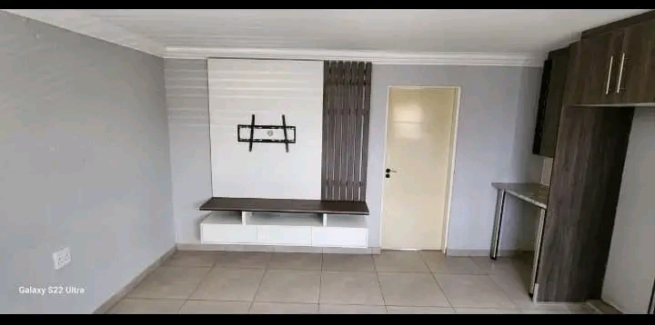 1 bedroom cottage apartment available for ren  in Protea Glen