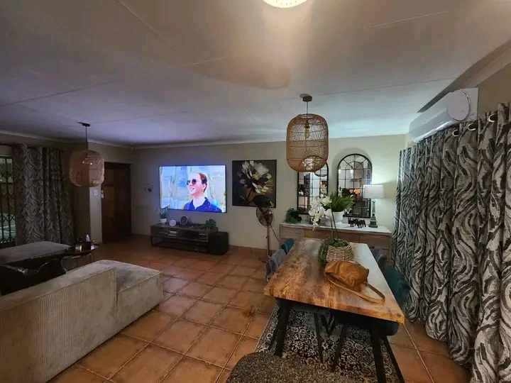 Celtisdal, centurion rental

come and relax  in Centurion
