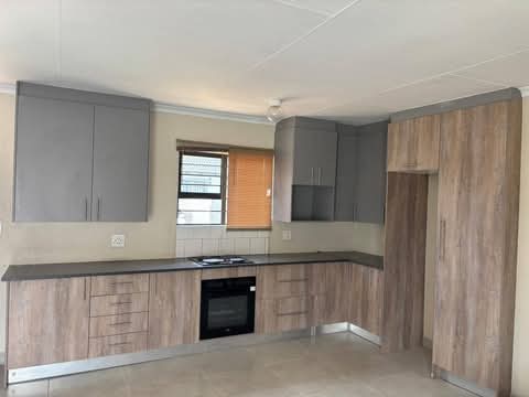 3 bedroom stand alone in ext 33 immediately a  in Clayville