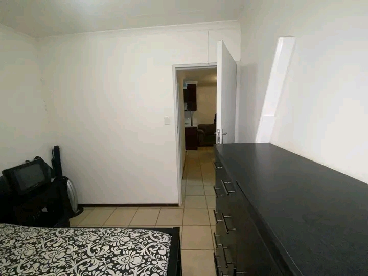 2 bedroom house available at ext 26
**for r4  in Protea Glen