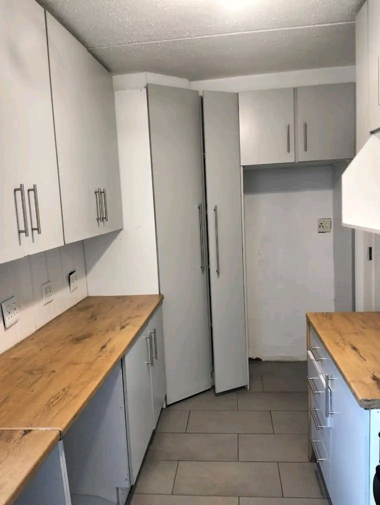 2 beds and 1 bath specious ground floor apart  in Ferndale