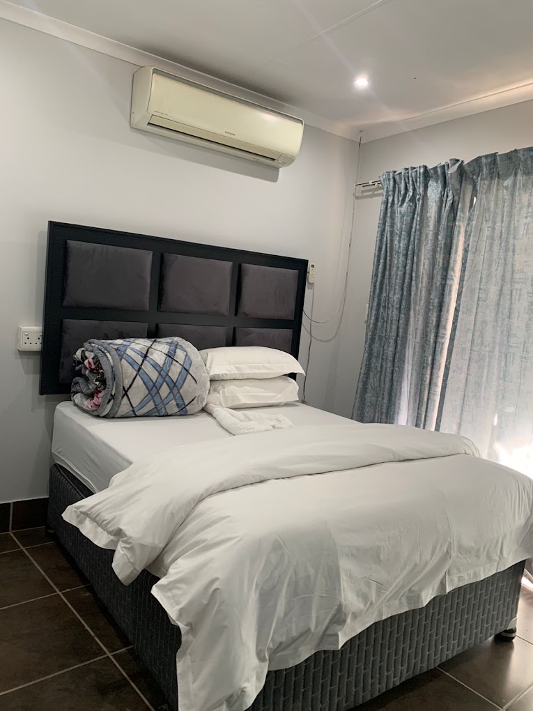 Saba saba guest house weekend special alert a  in Pretoria