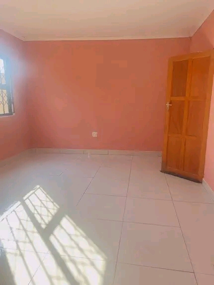 Barchelor with a stove to rent at protea glen  in Protea Glen