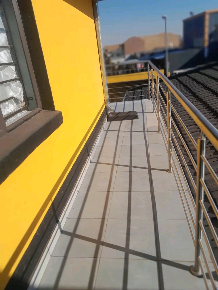 Ensuite available at mapetla 2500 parking spa  in Mapetla