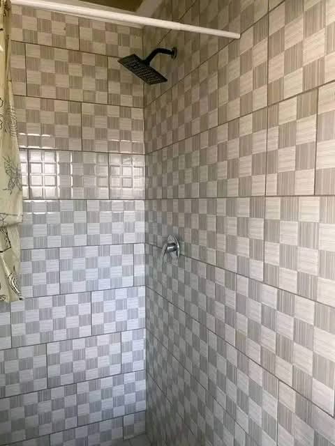 R3300 rent
r1500 deposit ( payable in 2 mont  in Clayville
