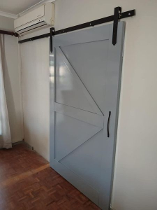 CUSTOM MADE BARN DOORS!! 